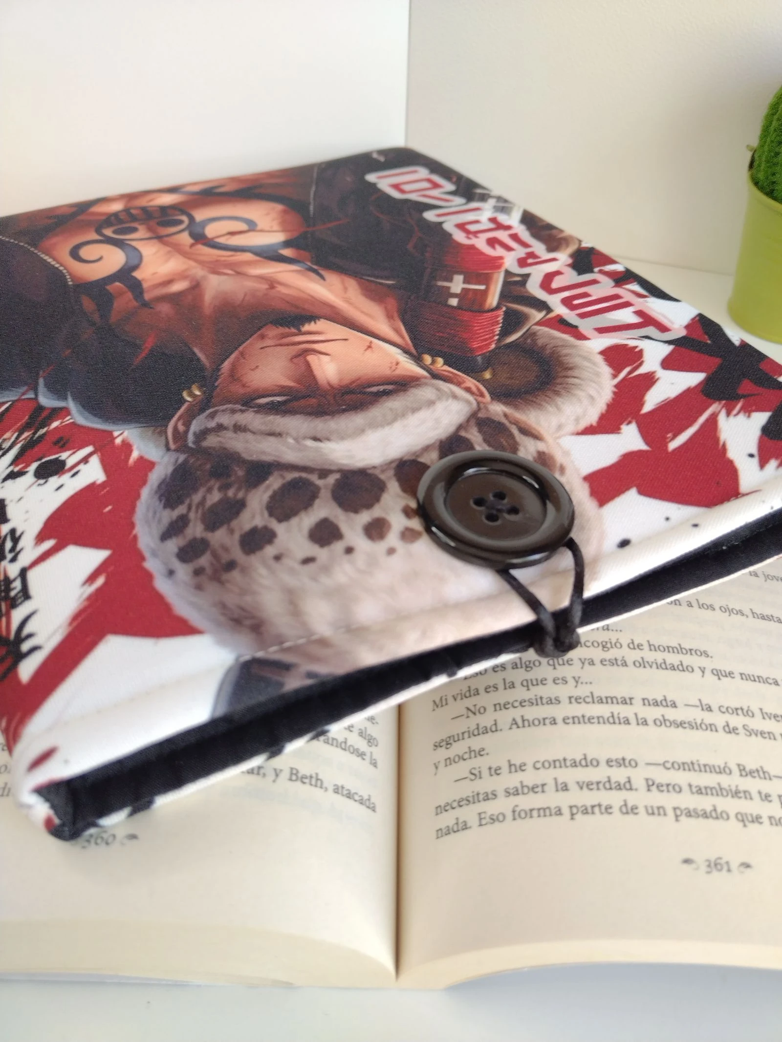 Célula literária acolchoada - Trafalgar One Piece - feita à mão - anime - mangá – photo 4